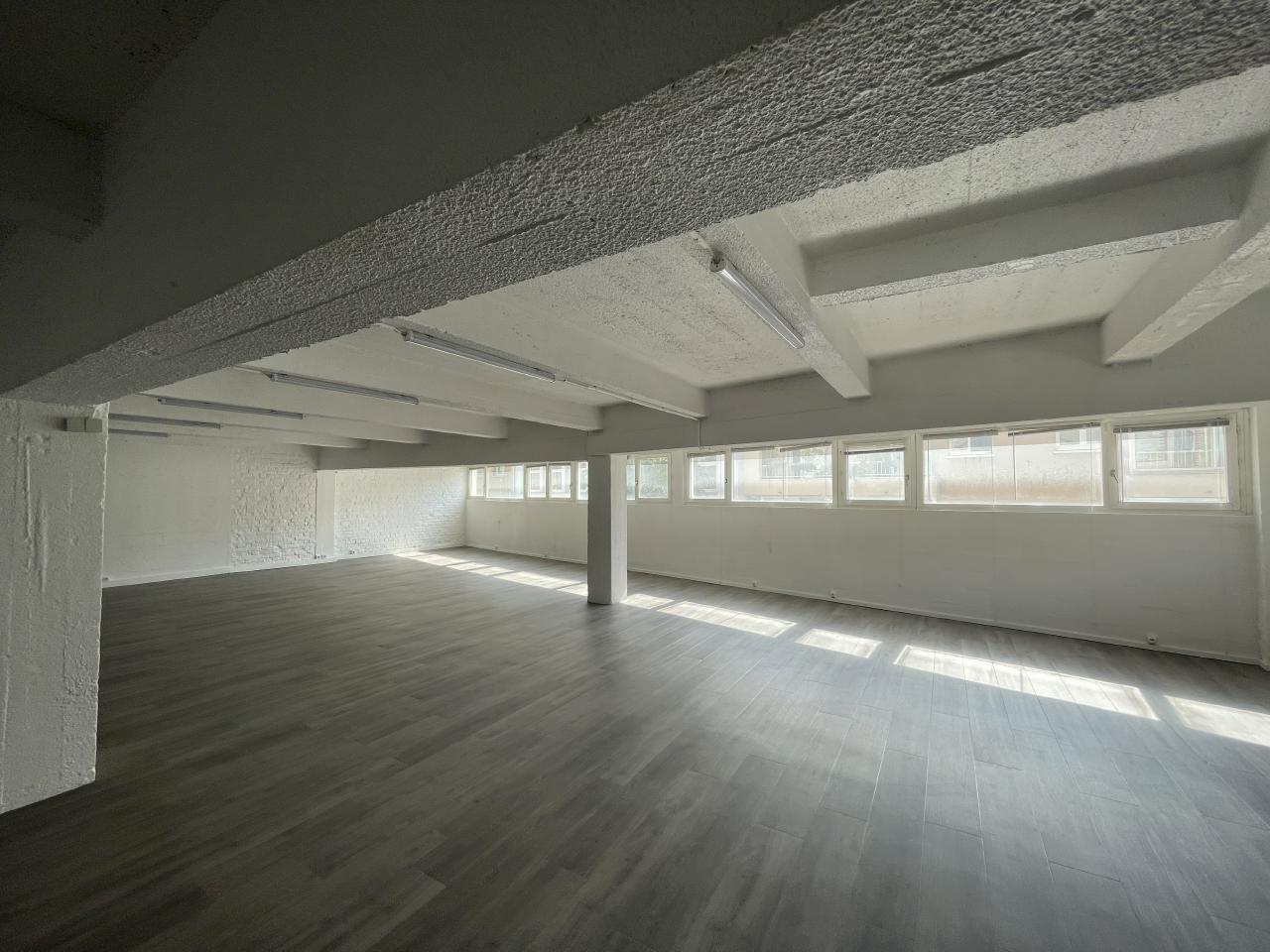 Bureau Montreuil 734m² Location bureau Montreuil Seine-Saint-Denis OLBUR2308107 4